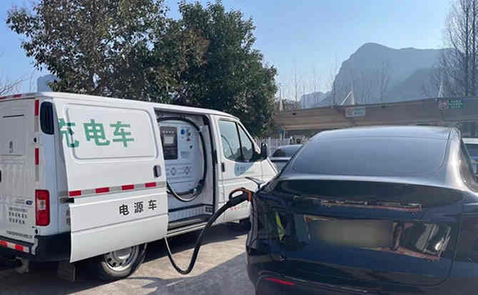 桐梓汽车搭电